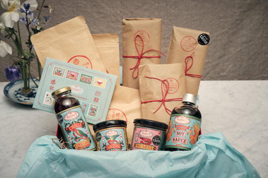 Poon's London Heritage Gift Hamper